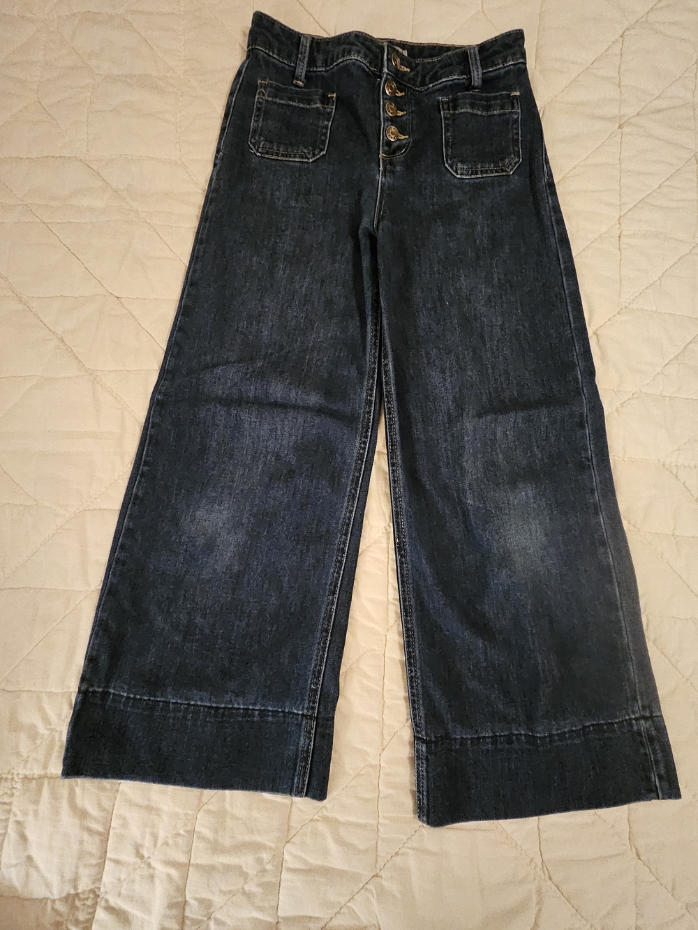 Tractr Patch Pocket Wide Crop - Size 12
